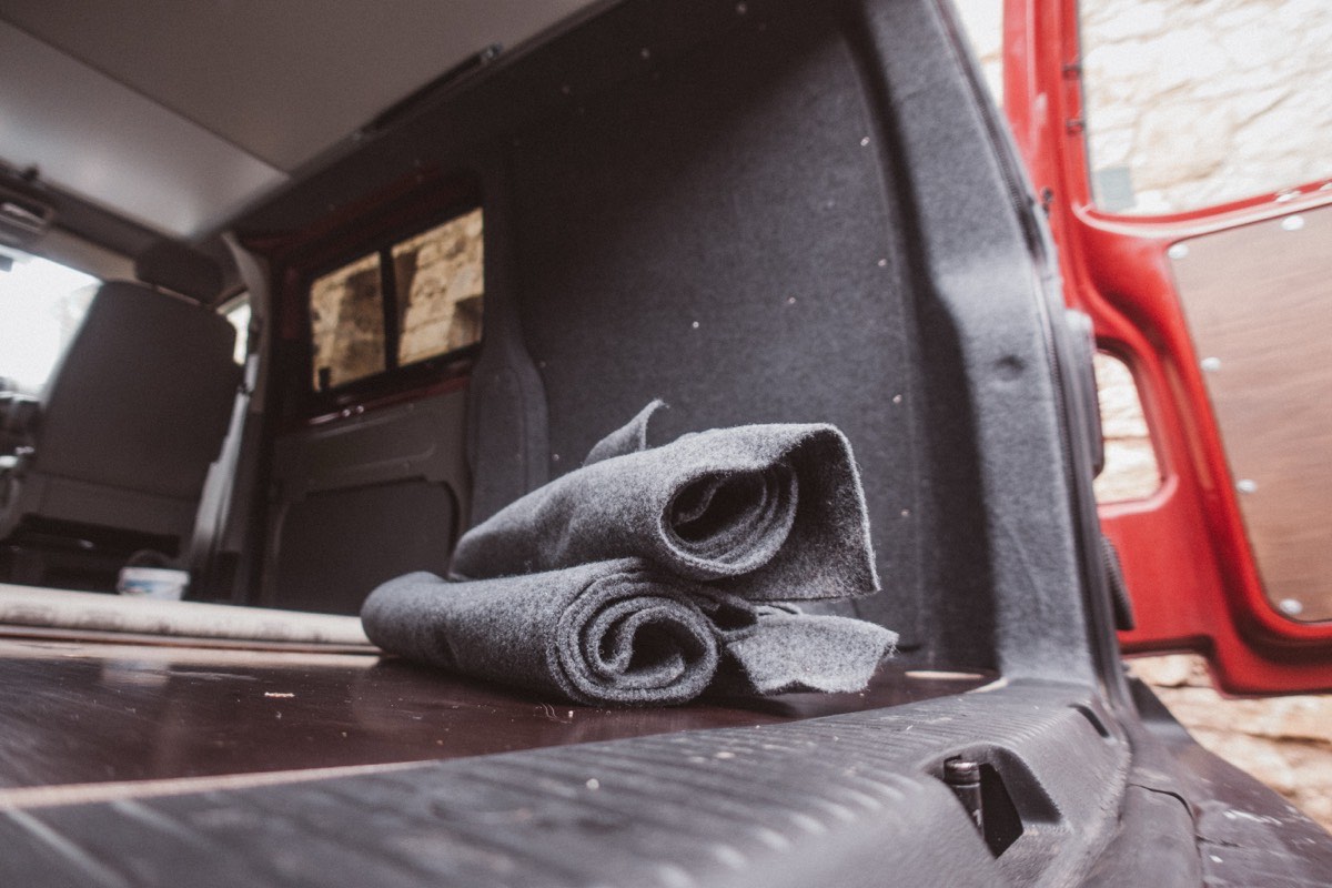 Fertig gefilzte Innenverkleidung im VW T5